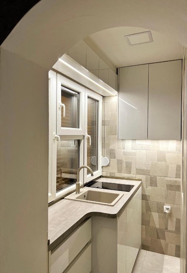 Appartement Center Deluxe Studio à Nikšić Extérieur photo