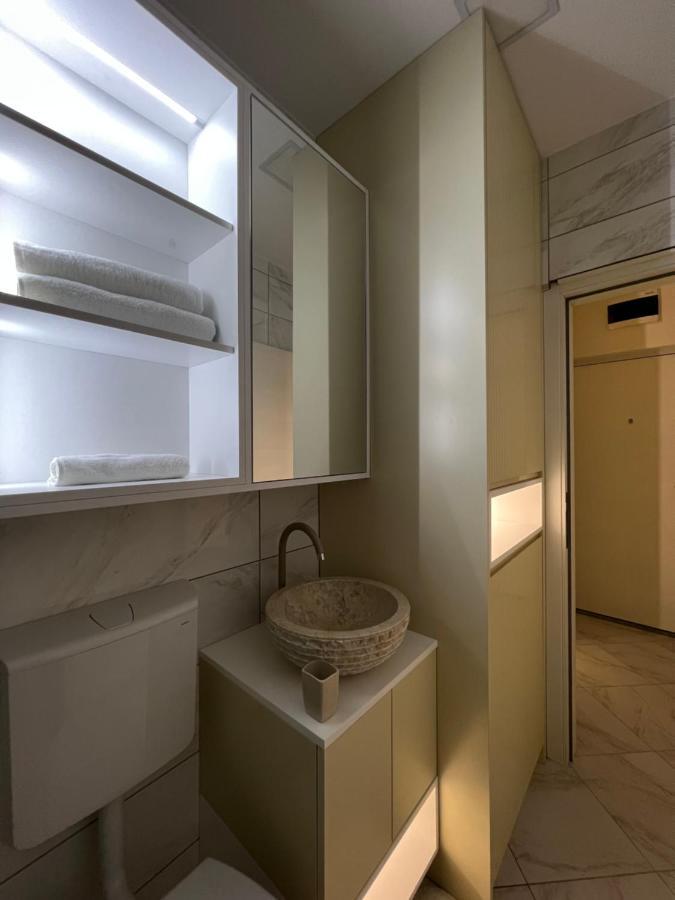 Appartement Center Deluxe Studio à Nikšić Extérieur photo